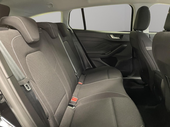 Vehicle image FORD FOCUS