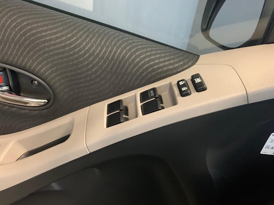 Vehicle image 3 Vehicle image 3