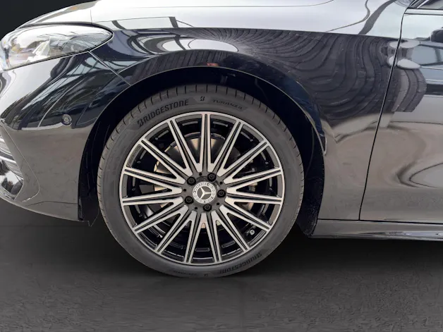 Mercedes-Benz CLA 350 AMG Line 4matic