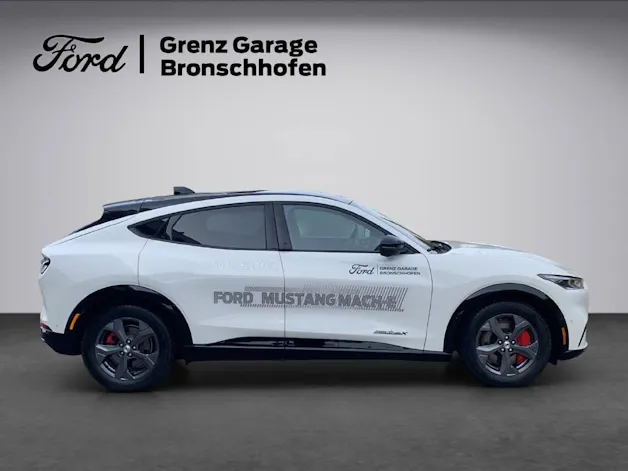 Ford Mustang Mach-E Extended AWD