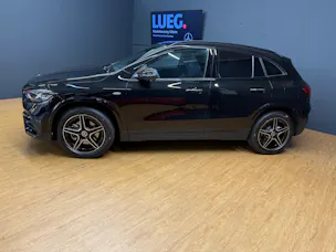 Mercedes-Benz GLA 250 e EQ Star - AMG / DISTRONIC / 360 Grad Kamera