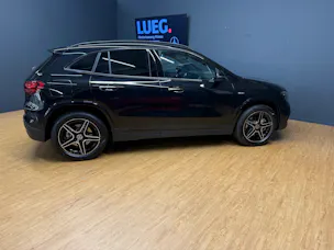 Mercedes-Benz GLA 250 e EQ Star - AMG / DISTRONIC / 360 Grad Kamera