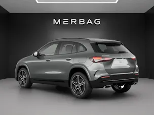 Mercedes-Benz GLA 200 7G-DCT