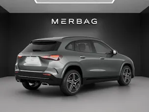 Mercedes-Benz GLA 200 7G-DCT