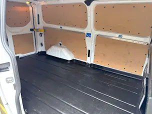 Ford Transit Cust 300 L2 Tre AT