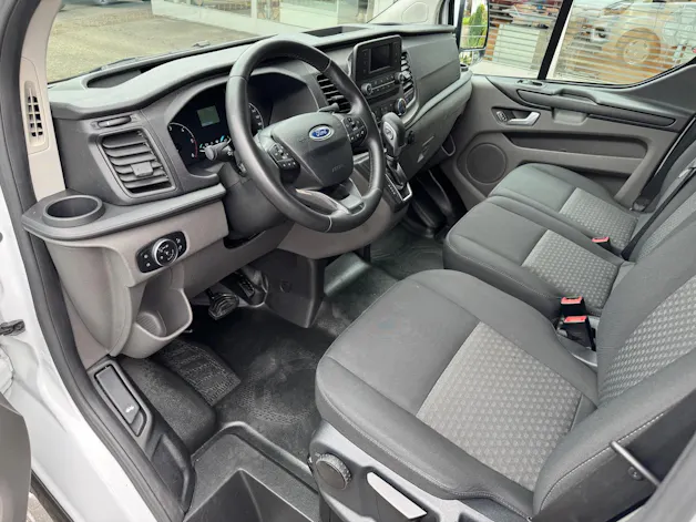 Ford Transit Cust 300 L2 Tre AT