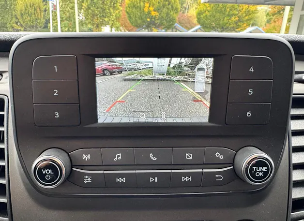 Ford Transit Cust 300 L2 Tre AT