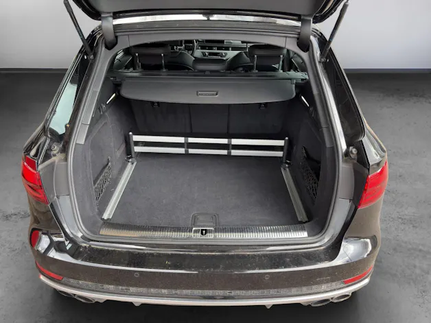 Audi S4 Avant 3.0 TFSI quattro tiptronic