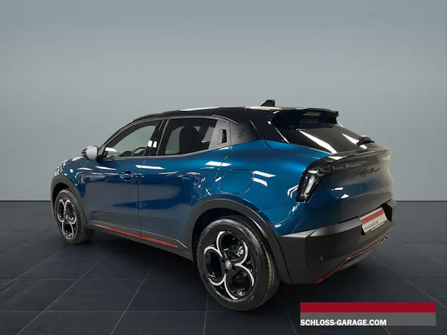 Alfa Romeo Junior 1.2 Ibrida Speciale Sky
