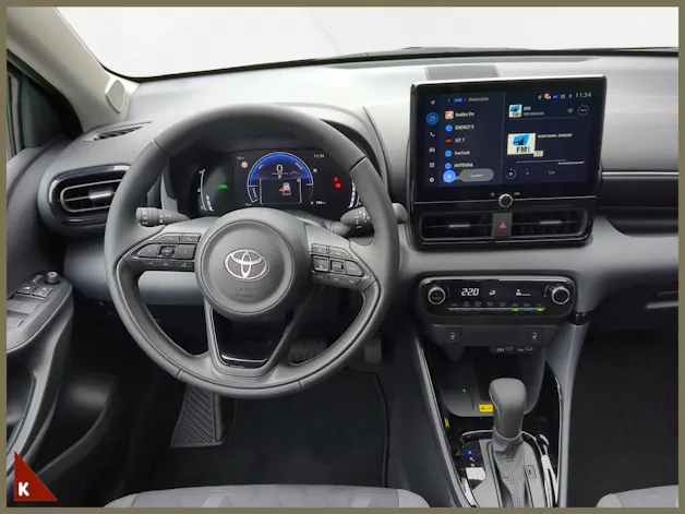 Toyota Yaris 1.5 VVT-i HSD Trend