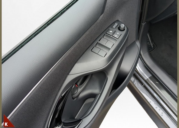 Vehicle image 11 Vehicle image 11