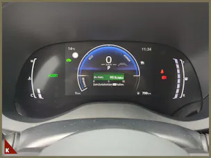 Toyota Yaris 1.5 VVT-i HSD Trend