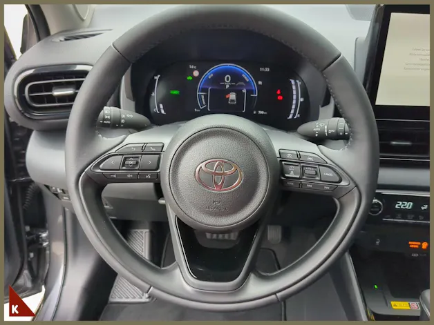 Toyota Yaris 1.5 VVT-i HSD Trend