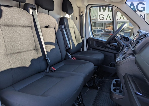 Vehicle image 11 Vehicle image 11