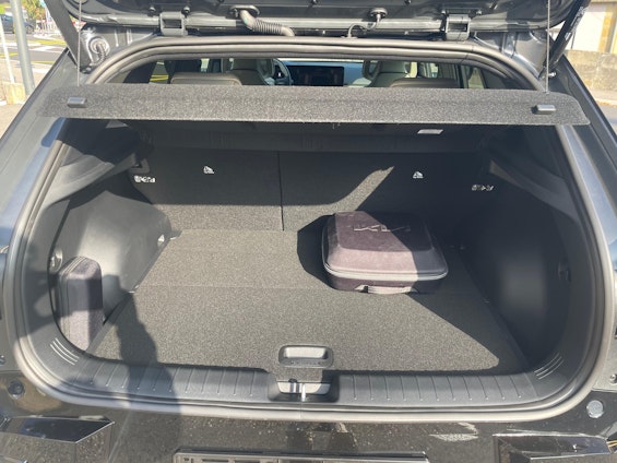 Vehicle image 12 Vehicle image 12