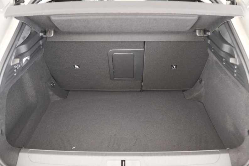 Vehicle image DS AUTOMOBILES 104