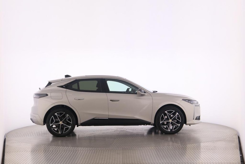 Vehicle image DS AUTOMOBILES 104