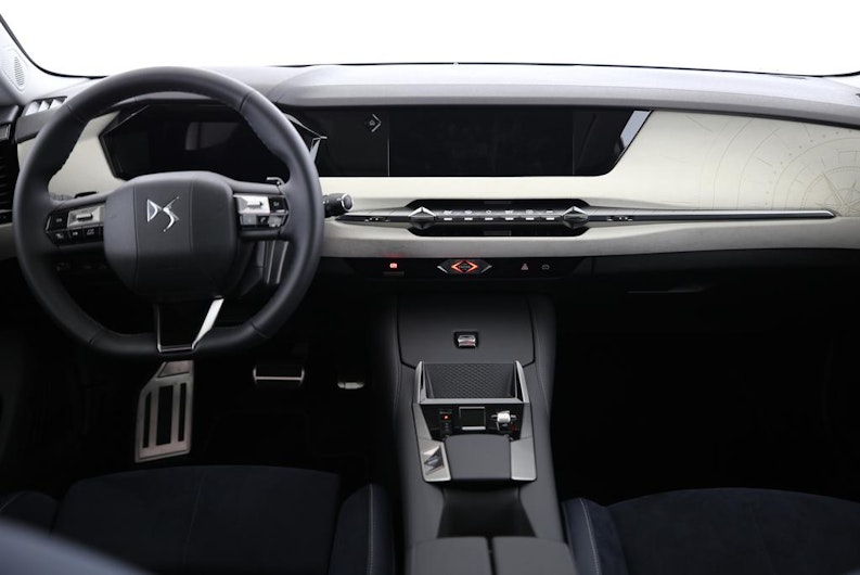 Vehicle image DS AUTOMOBILES 104