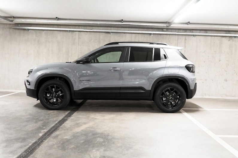 Vehicle image JEEP AVENGER