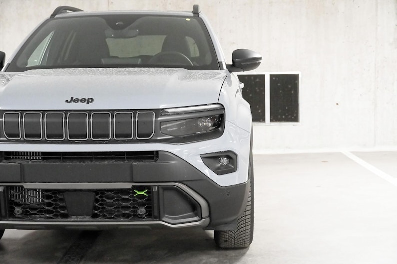 Vehicle image JEEP AVENGER