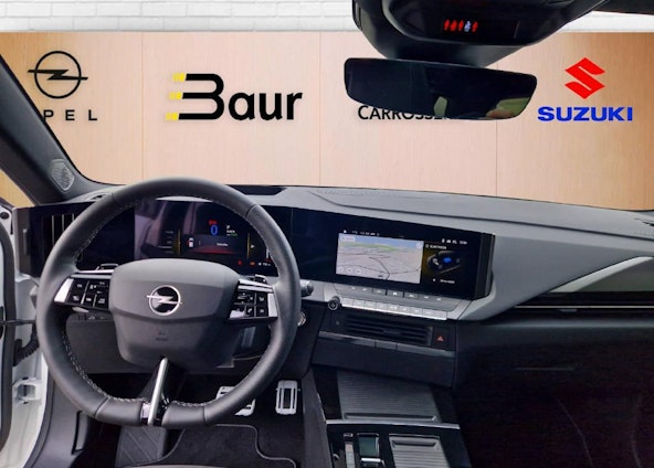 Vehicle image 12 Vehicle image 12