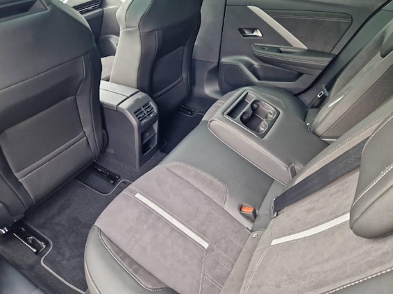 Vehicle image 11 Vehicle image 11