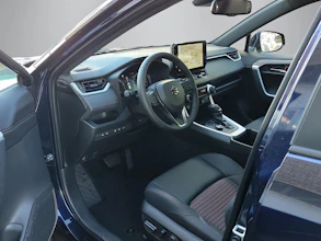 https://vehicle.imgix.net/4041684/809761db-3b37-4b4b-b0cf-f93bd7f1d381.jpg