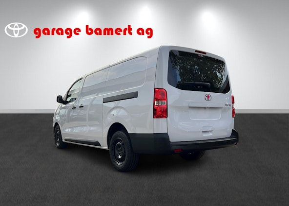 Vehicle image 3 Vehicle image 3