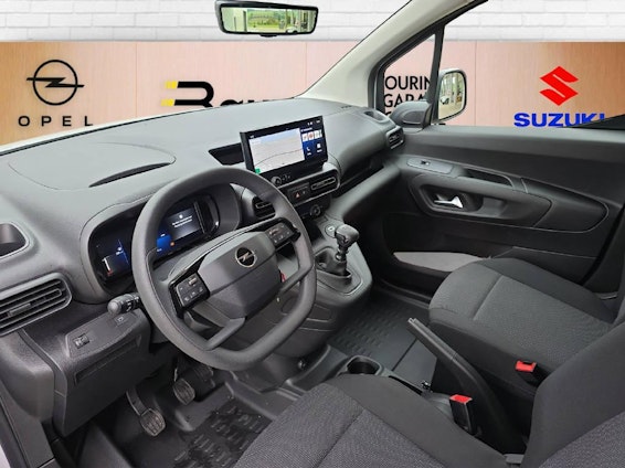 Vehicle image 7 Vehicle image 7