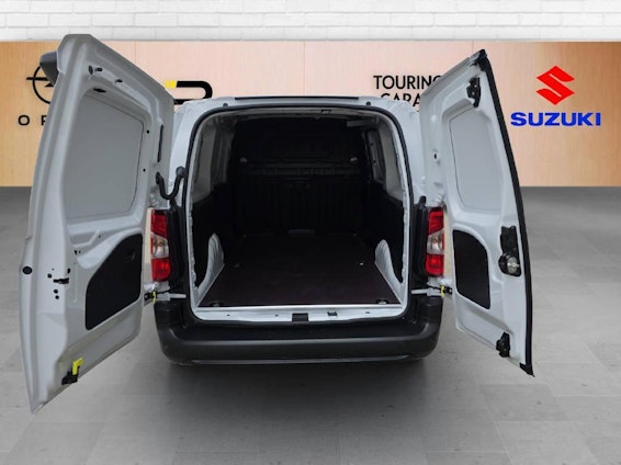 Vehicle image 14 Vehicle image 14