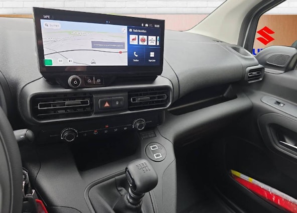 Vehicle image 11 Vehicle image 11