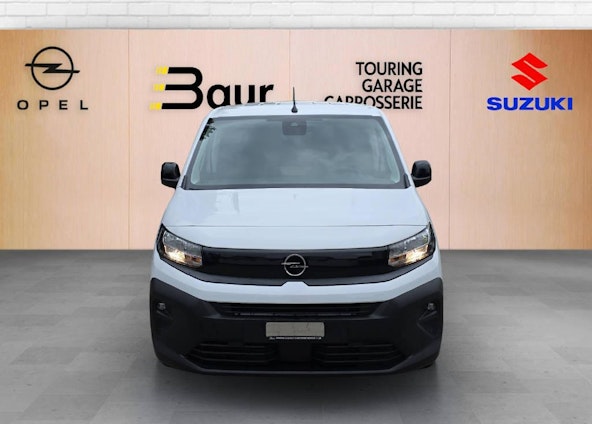 Vehicle image 5 Vehicle image 5