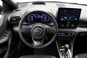 Vehicle image TOYOTA Yaris 1.5 VVT-i HSD GR Sport