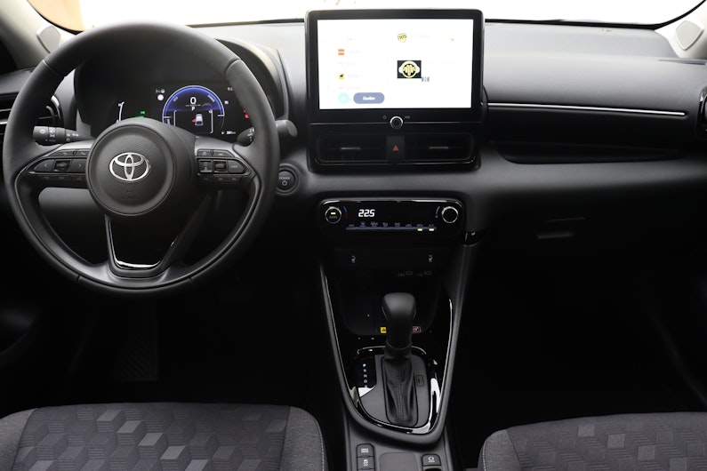 Vehicle image TOYOTA YARIS