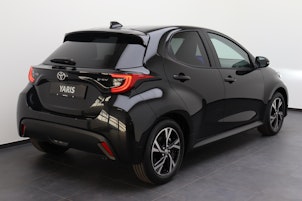 Vehicle image TOYOTA Yaris 1.5 VVT-i HSD Trend