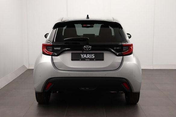TOYOTA Yaris 1.5 VVT-i HSD Trend 3
