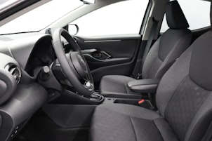 Vehicle image TOYOTA Yaris 1.5 VVT-i HSD Trend