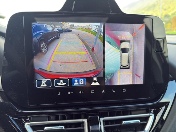 Vehicle image 13 Vehicle image 13