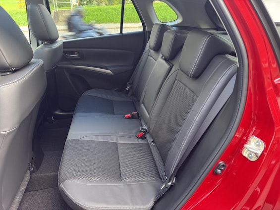 Vehicle image 10 Vehicle image 10