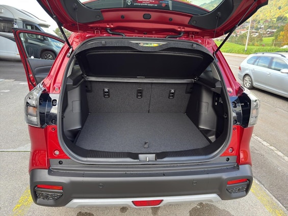 Vehicle image 14 Vehicle image 14