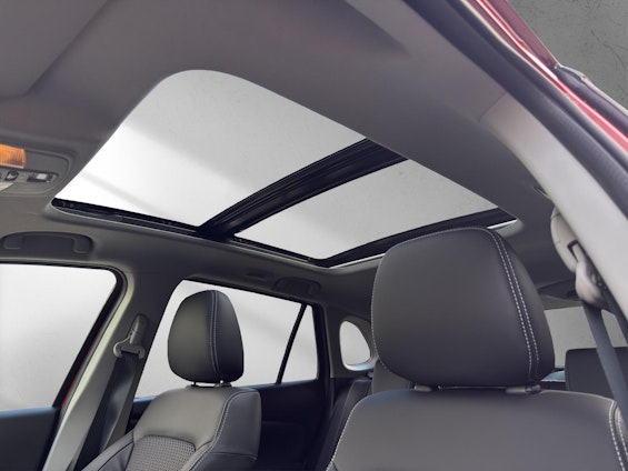 Vehicle image 17 Vehicle image 17