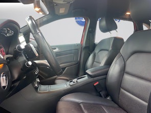 Vehicle image MERCEDES-BENZ B 220 d 4MATIC AMG Line