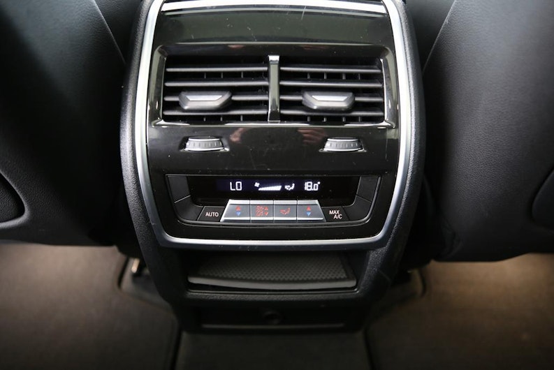 Vehicle image BMW X5