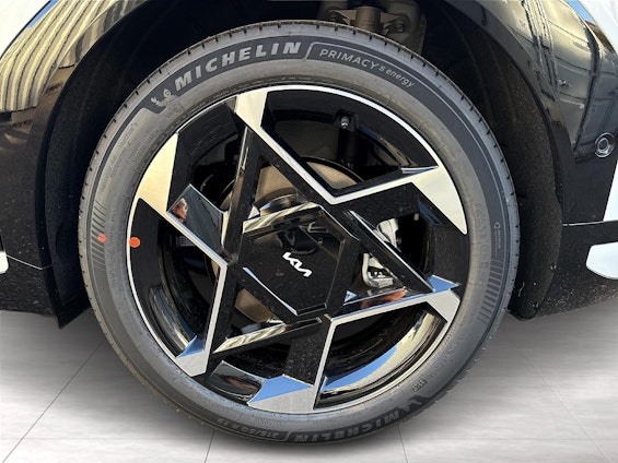 Vehicle image 11 Vehicle image 11