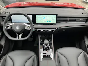 MG HS 1.5 Hybrid Luxury