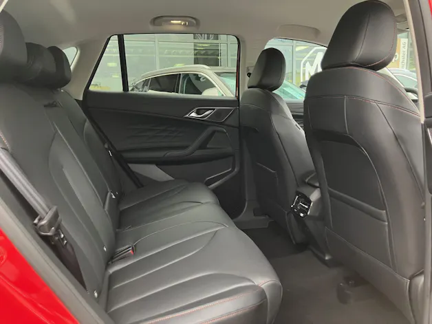 MG HS 1.5 Hybrid Luxury