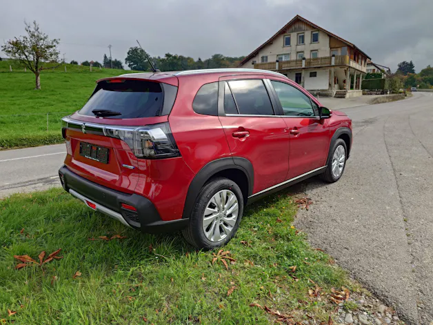 Suzuki S-Cross 1.4 T Compact+ Hybrid 4x4