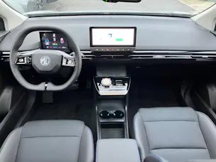 MG 4 64kWh Luxury
