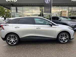 MG 4 64kWh Luxury