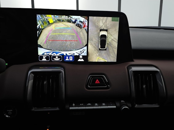 Vehicle image 12 Vehicle image 12